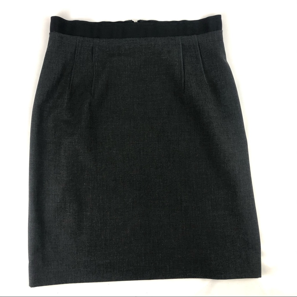 LOFT Ann Taylor Dk Grey Pencil Skirt. Size 2